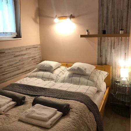 Dom Square-Centrum-Free Parking Apartment Szeged Luaran gambar