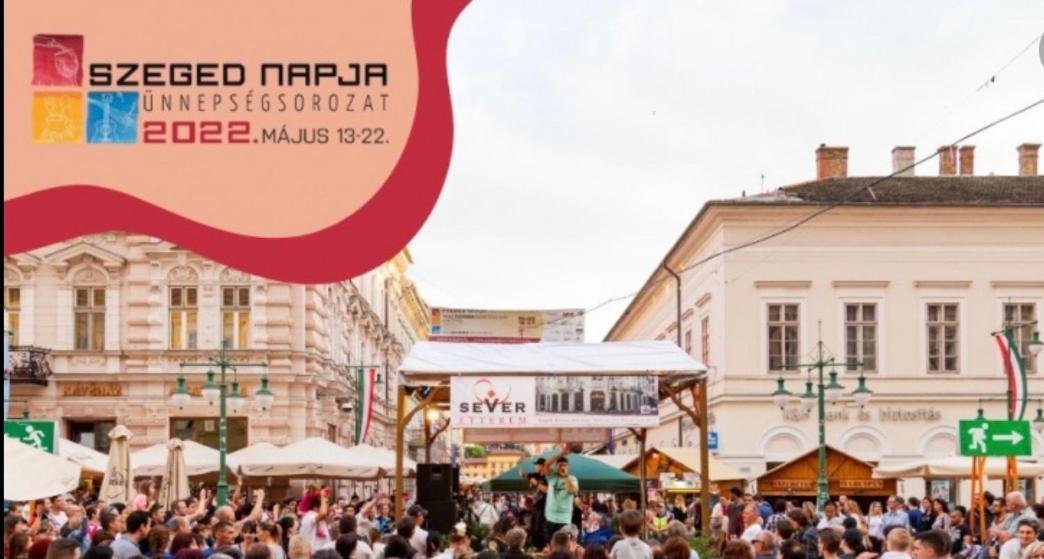 Dom Square-Centrum-Free Parking Apartment Szeged Luaran gambar