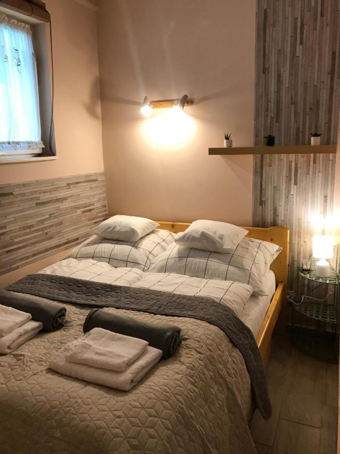 Dom Square-Centrum-Free Parking Apartment Szeged Luaran gambar