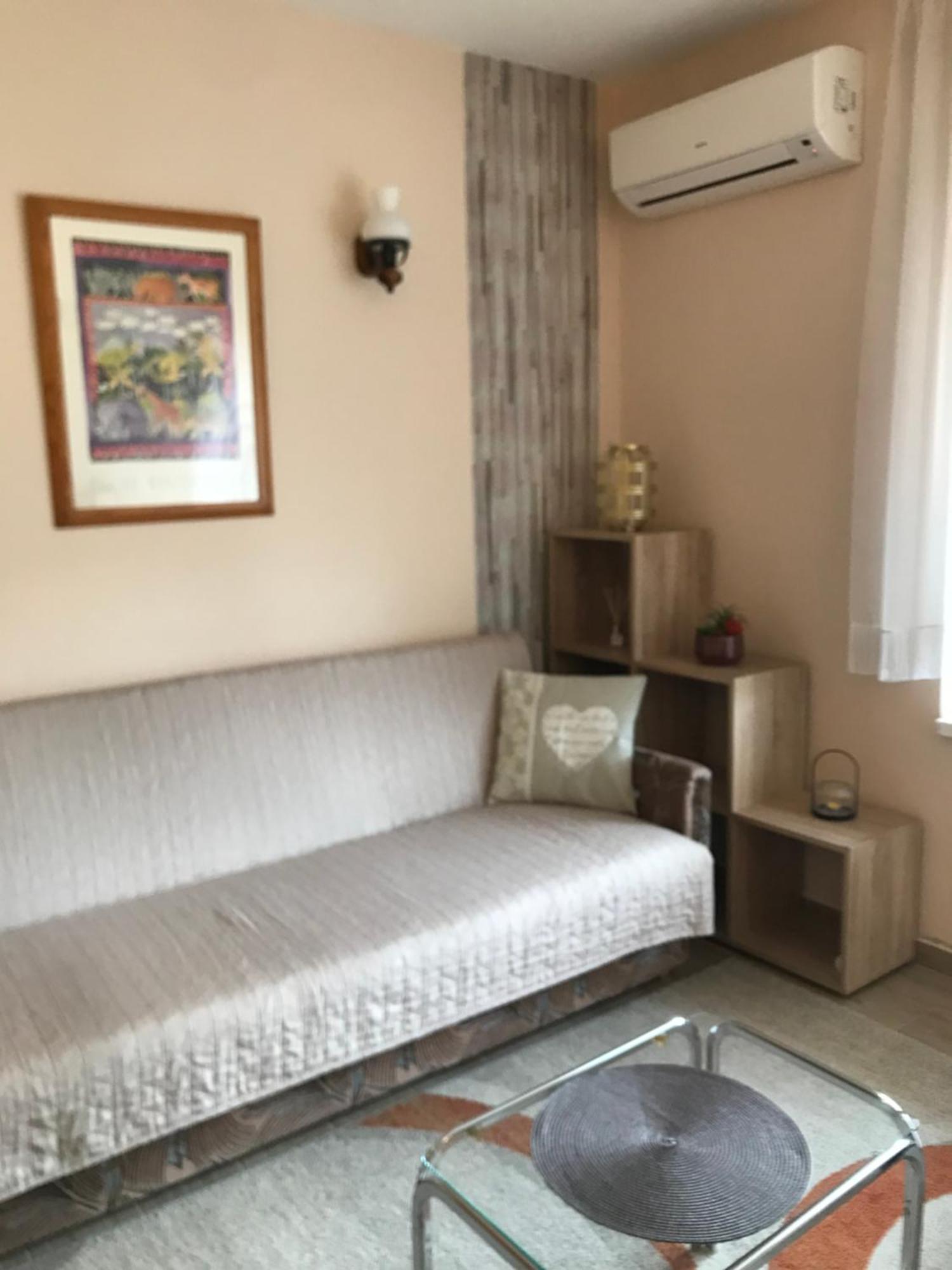 Dom Square-Centrum-Free Parking Apartment Szeged Luaran gambar